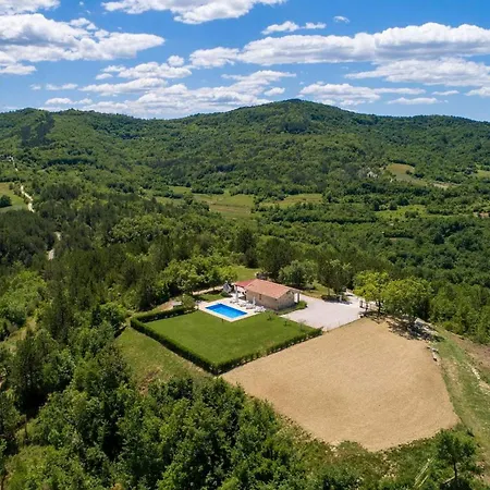 Casa Ivan Casa de Férias Pazin